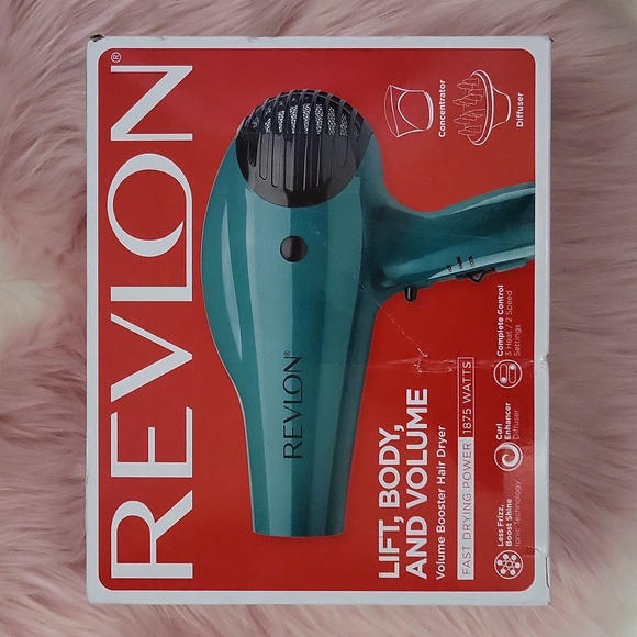 SALE!! Brand New REVLON Hair Dryer - Picture 1 of 4